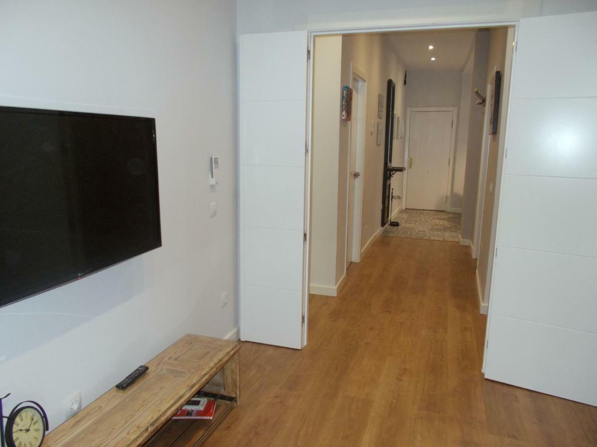 Sol Gran Via Apartment Madrid Exterior photo